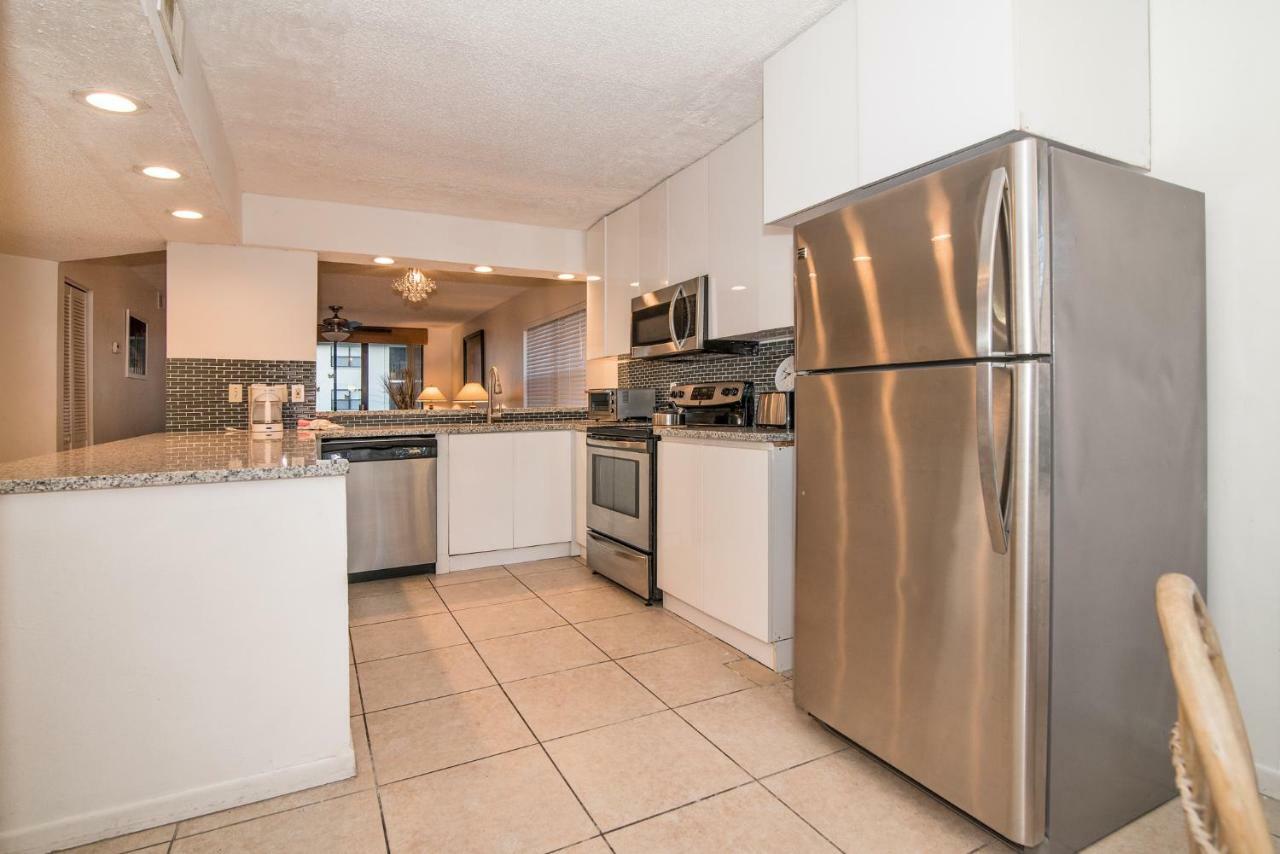 בראדנטון ביץ' Luxury Shorewalk Water Front 2 Bedroom 2 Bathroom 3Mins Img 5 Mins Beach מראה חיצוני תמונה
